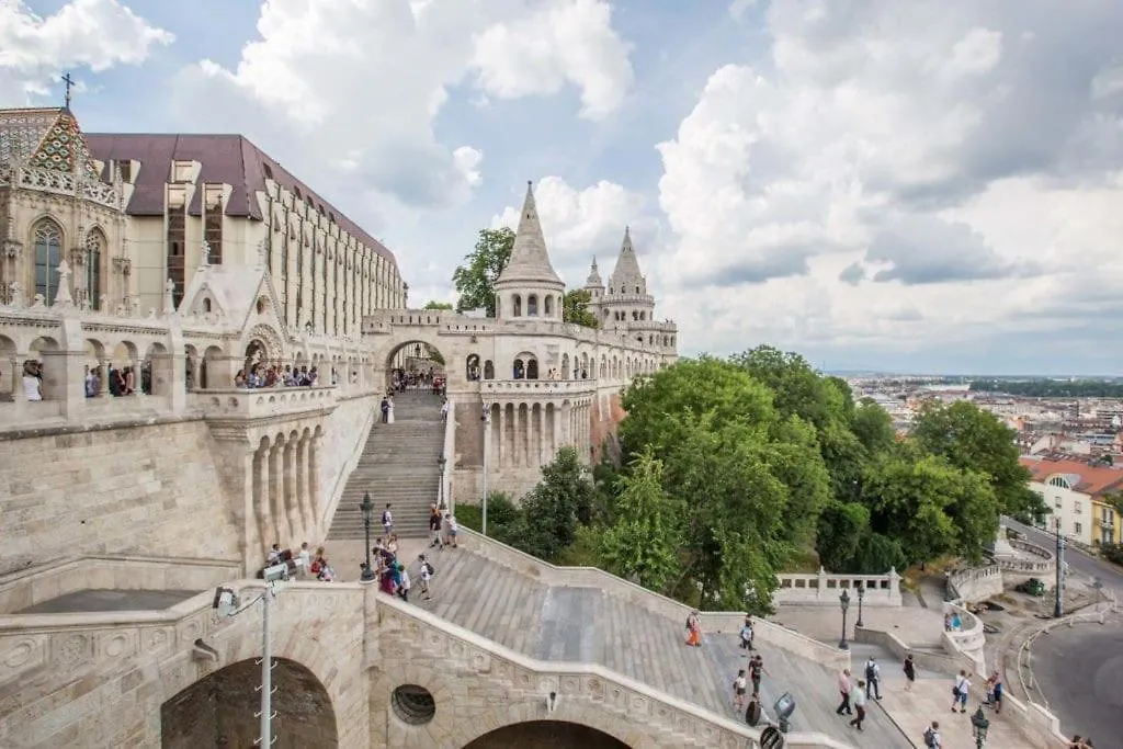 Perl Apartment- Air Conditioned, Cozy Apartment Near Varosliget Budapest