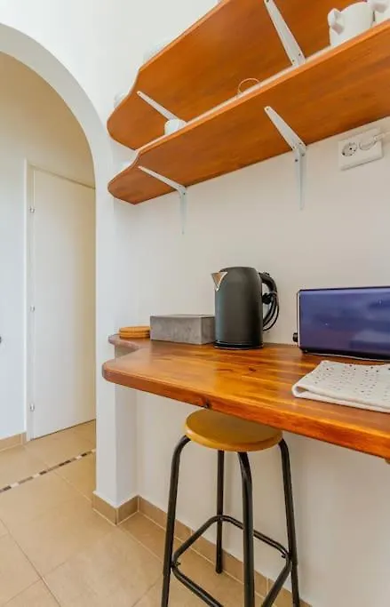 Perl Apartment- Air Conditioned, Cozy Apartment Near Varosliget Budapest Hungary